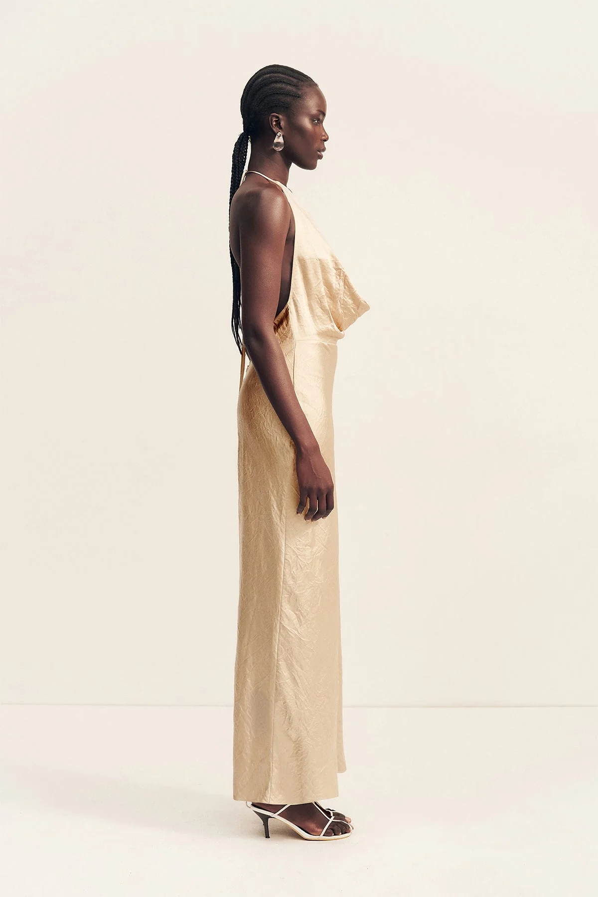 ANDIE CRUSHED LOW COWL MAXI DRESS - CHAMPAGNE - Image 4