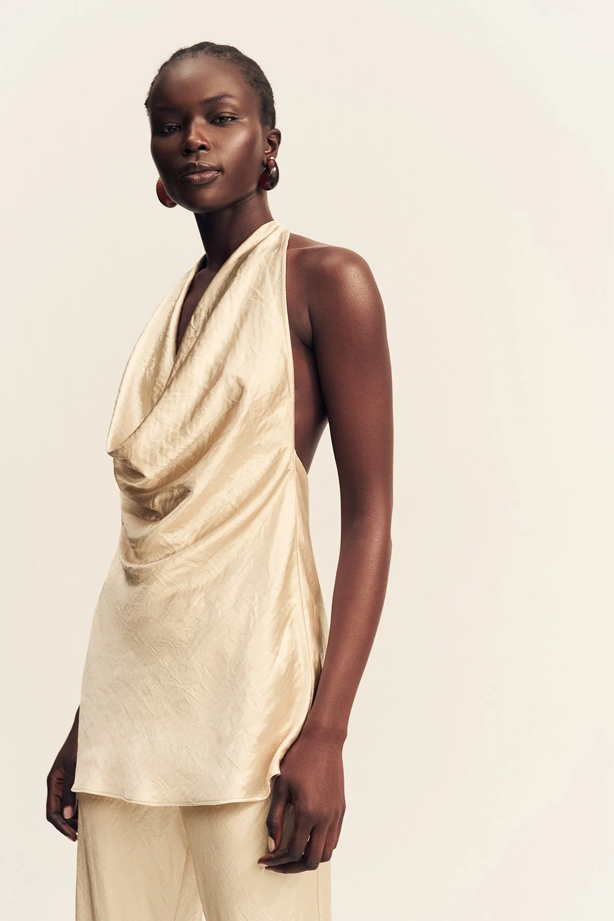 ANDIE CRUSHED LOW COWL MINI DRESS - CHAMPAGNE - Image 7