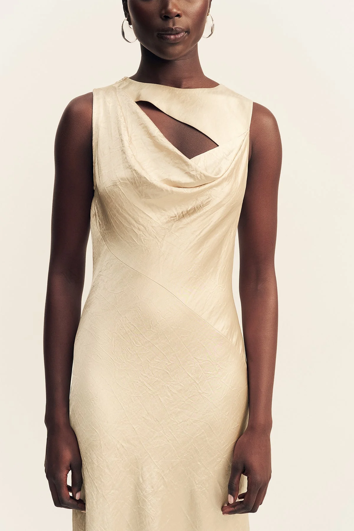 ANDIE CRUSHED SLEEVELESS COWL MAXI DRESS - CHAMPAGNE - Image 6