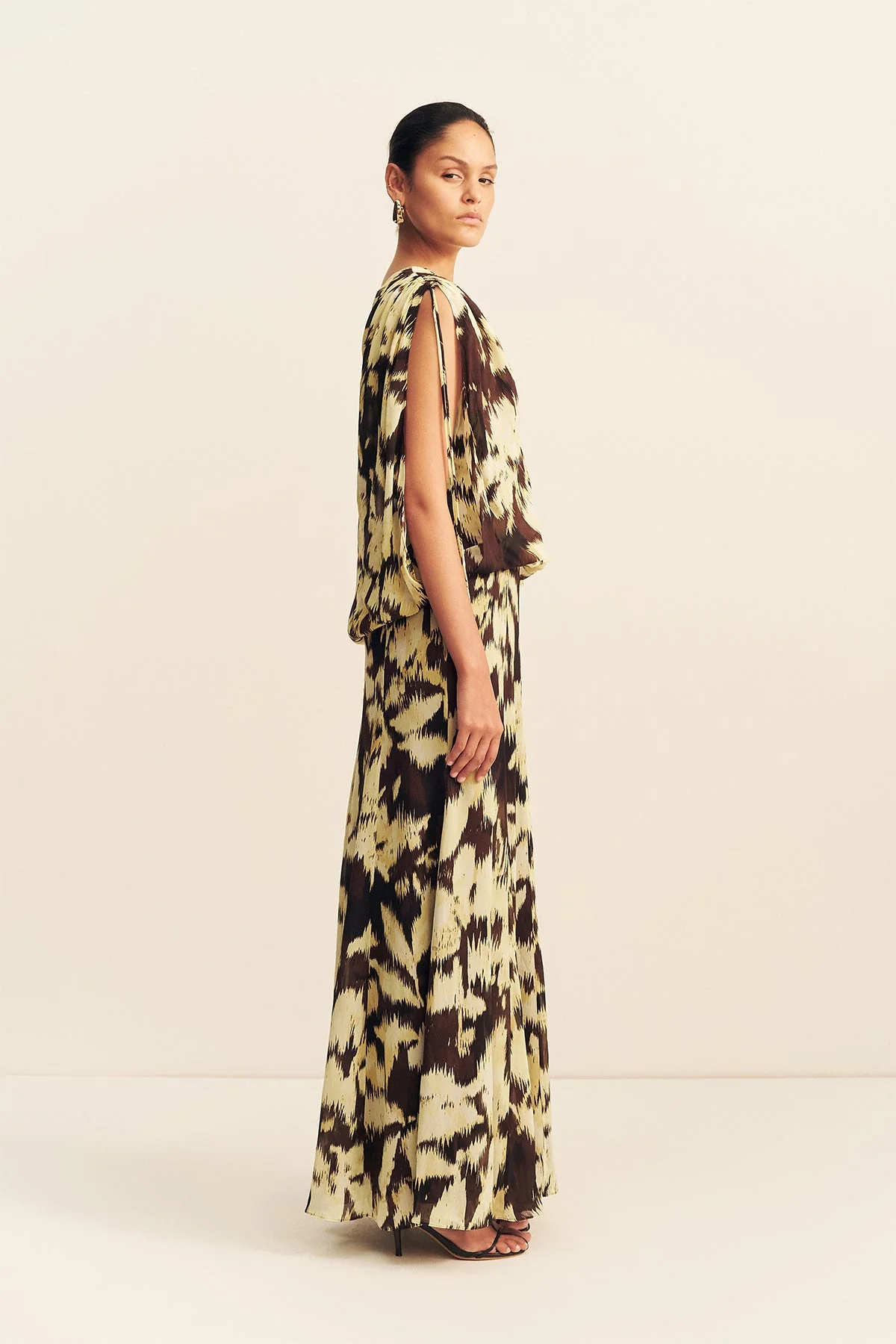 BENNY OFF SHOULDER BLOUSON MAXI DRESS - Image 4