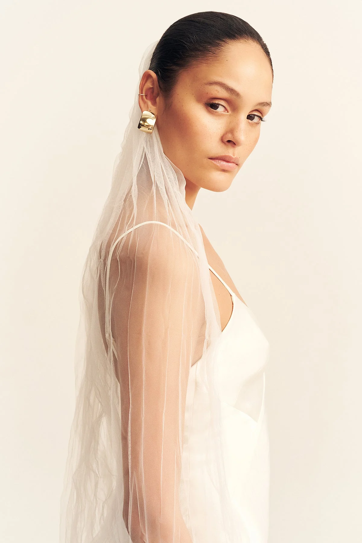 HALO PLEATED VEIL - IVORY - Image 2