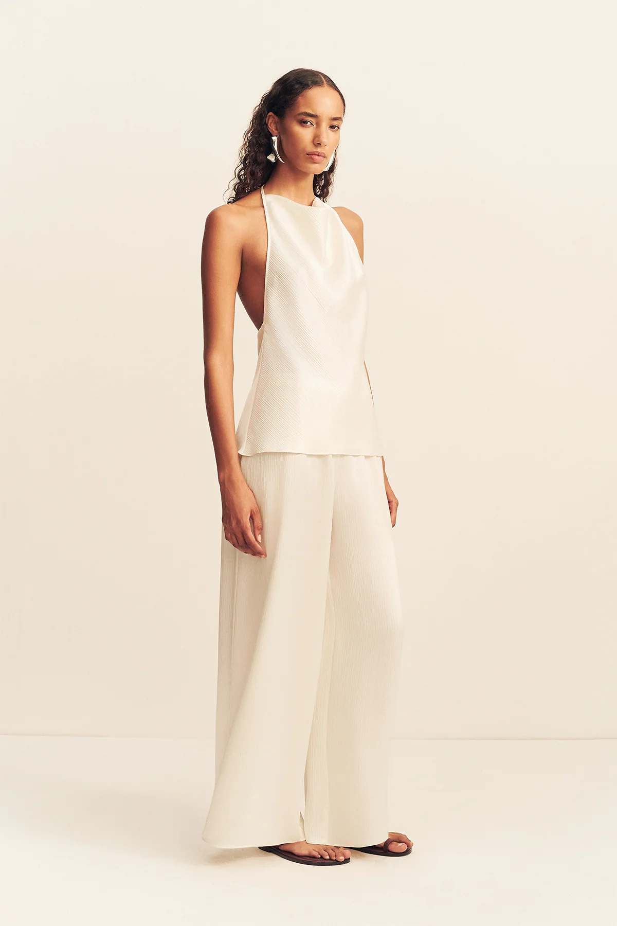 HUXLEY TEXTURED OPEN BACK TOP - VANILLA - Image 3