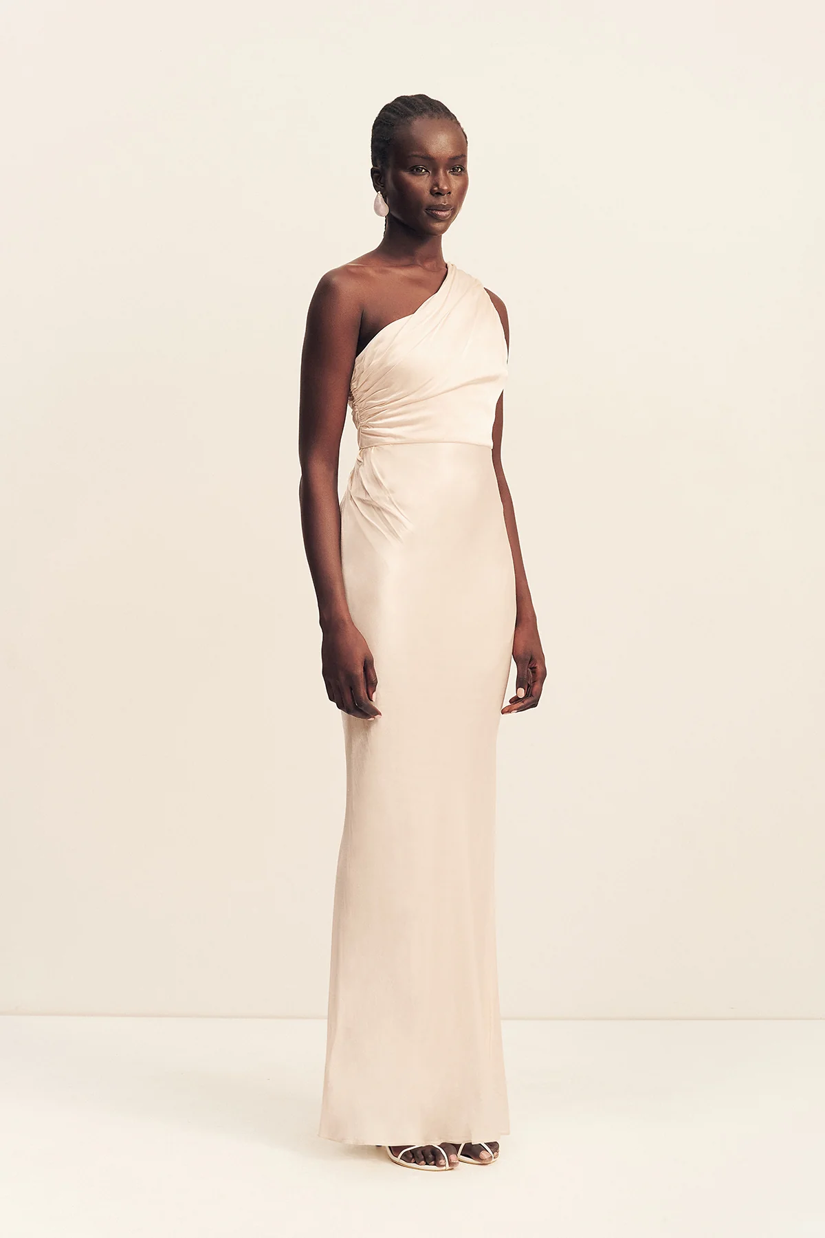 LA LUNE GATHERED ONE SHOULDER MAXI DRESS - CREAM - Image 3