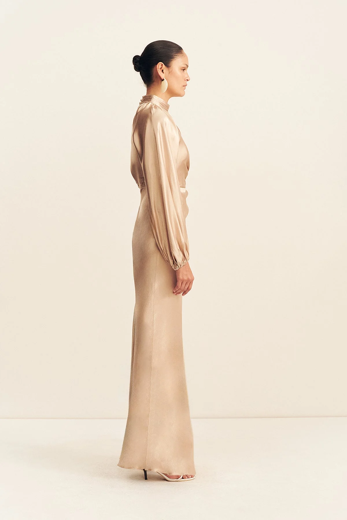 LA LUNE HIGH NECK BALLOON SLEEVE MAXI DRESS - GOLD - Image 4