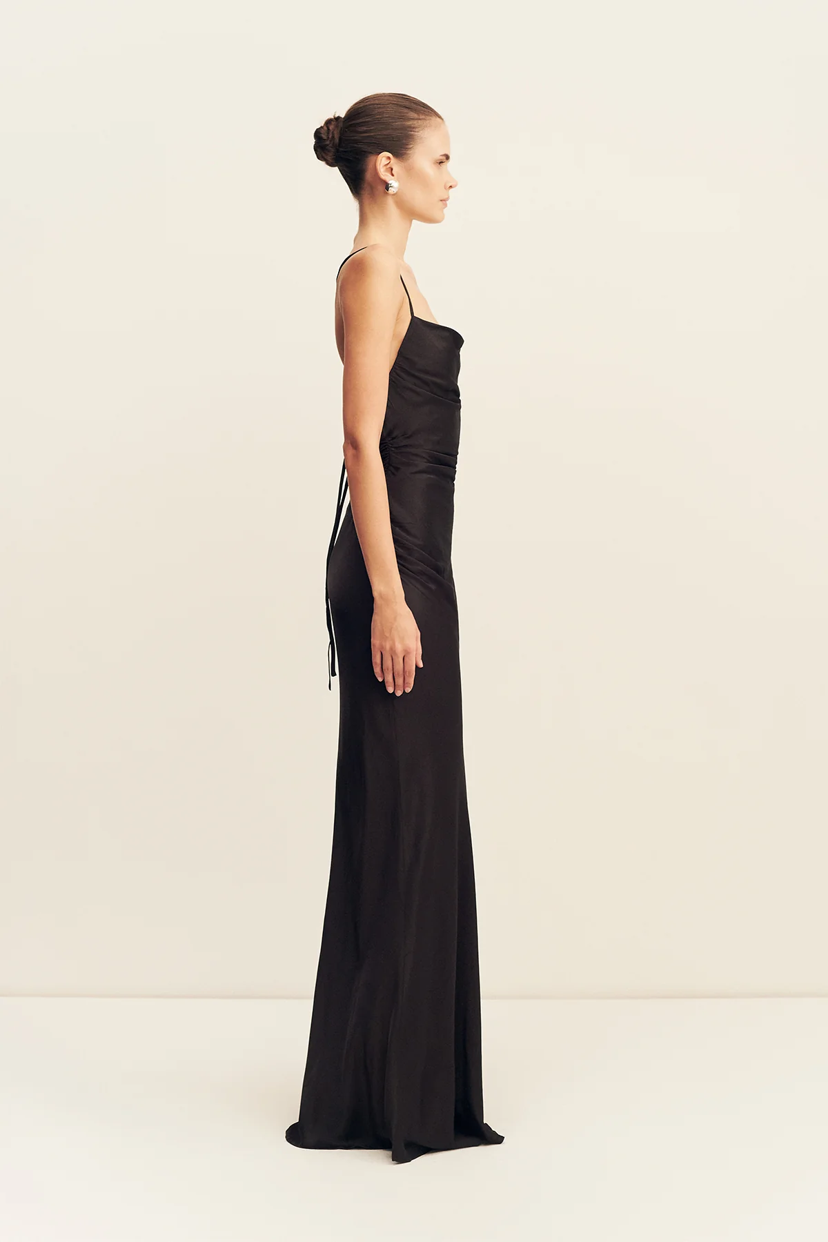 LA LUNE LACE BACK MAXI DRESS - BLACK - Image 4