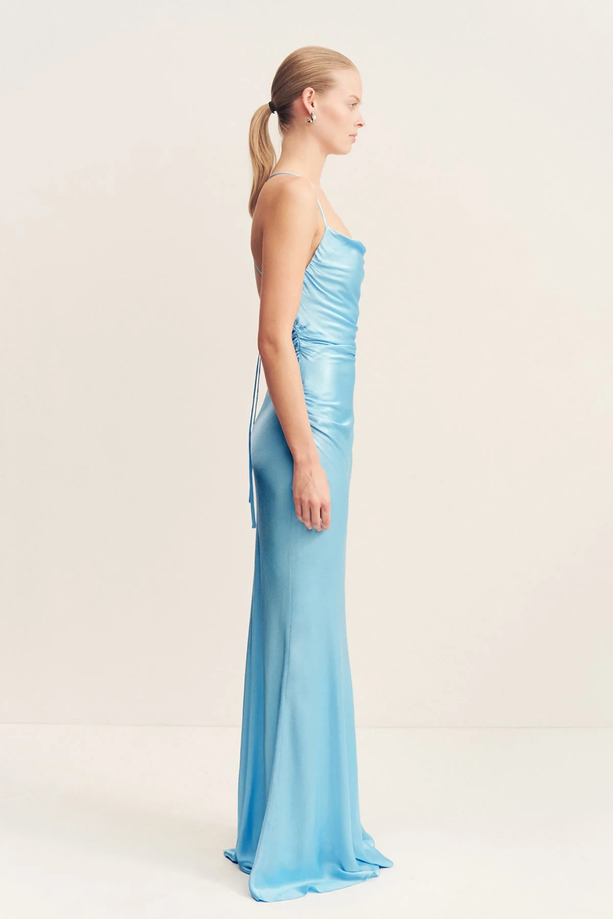 LA LUNE LACE BACK MAXI DRESS - ICEBERG BLUE - Image 4