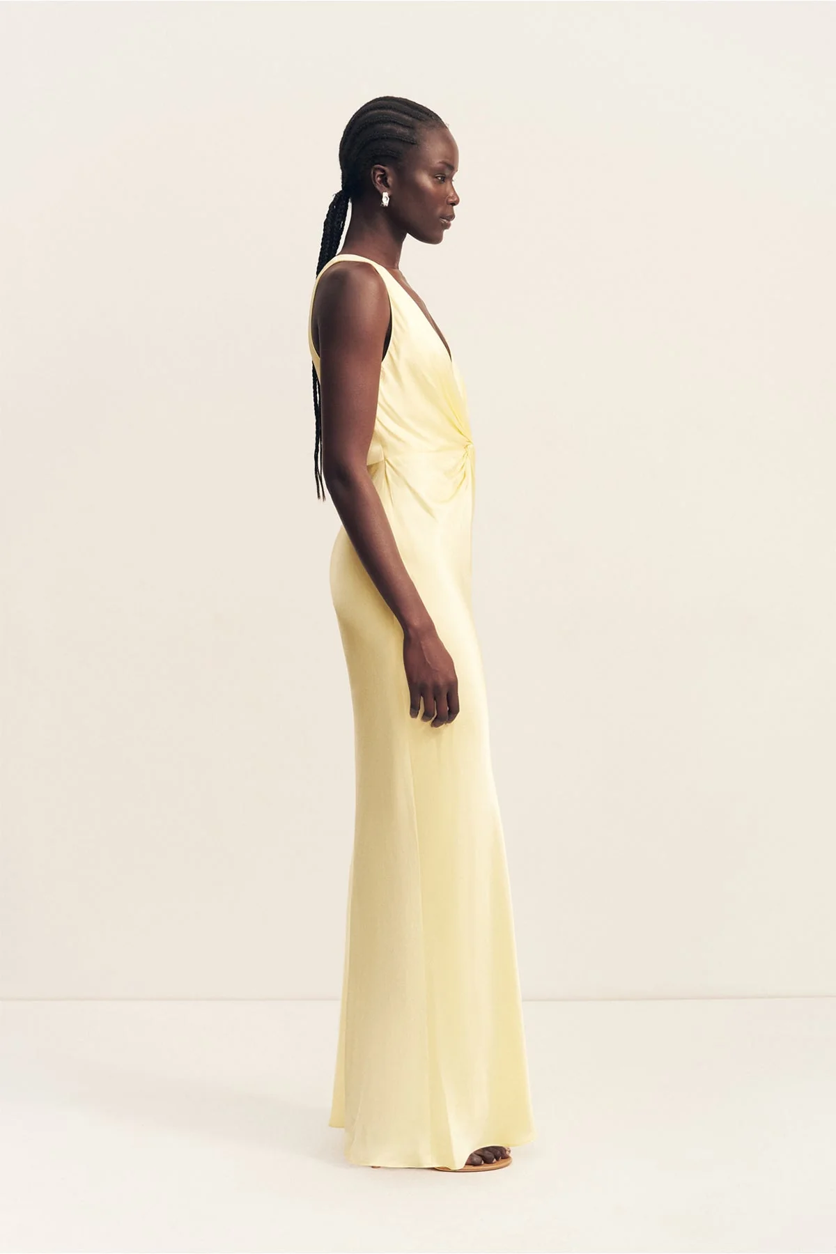 LA LUNE LOW TWIST MAXI DRESS - LEMON - Image 4