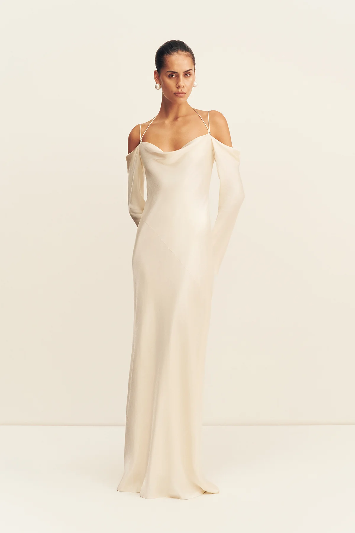 LA LUNE OFF SHOULDER TIE MAXI DRESS - CREAM - Image 3