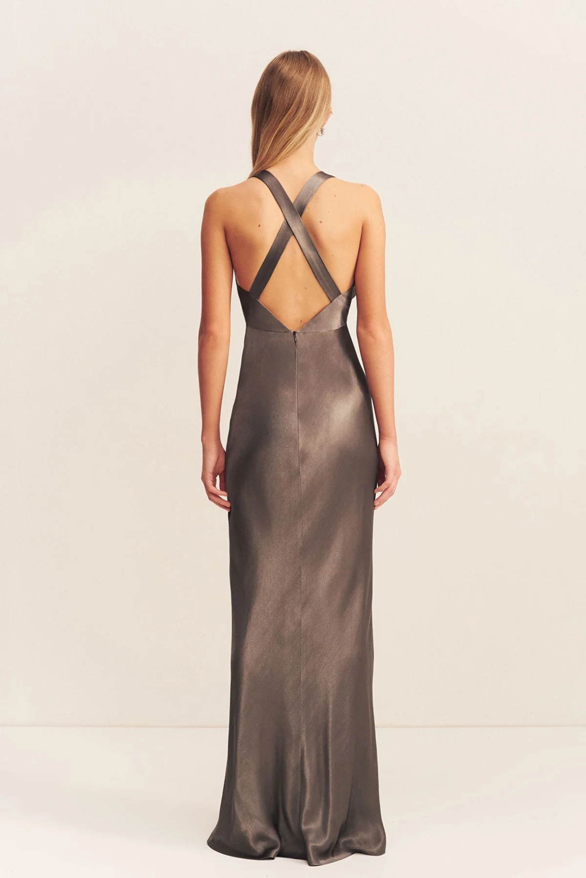 LA LUNE PLUNGED CROSS BACK MAXI DRESS - GRAPHITE - Image 5