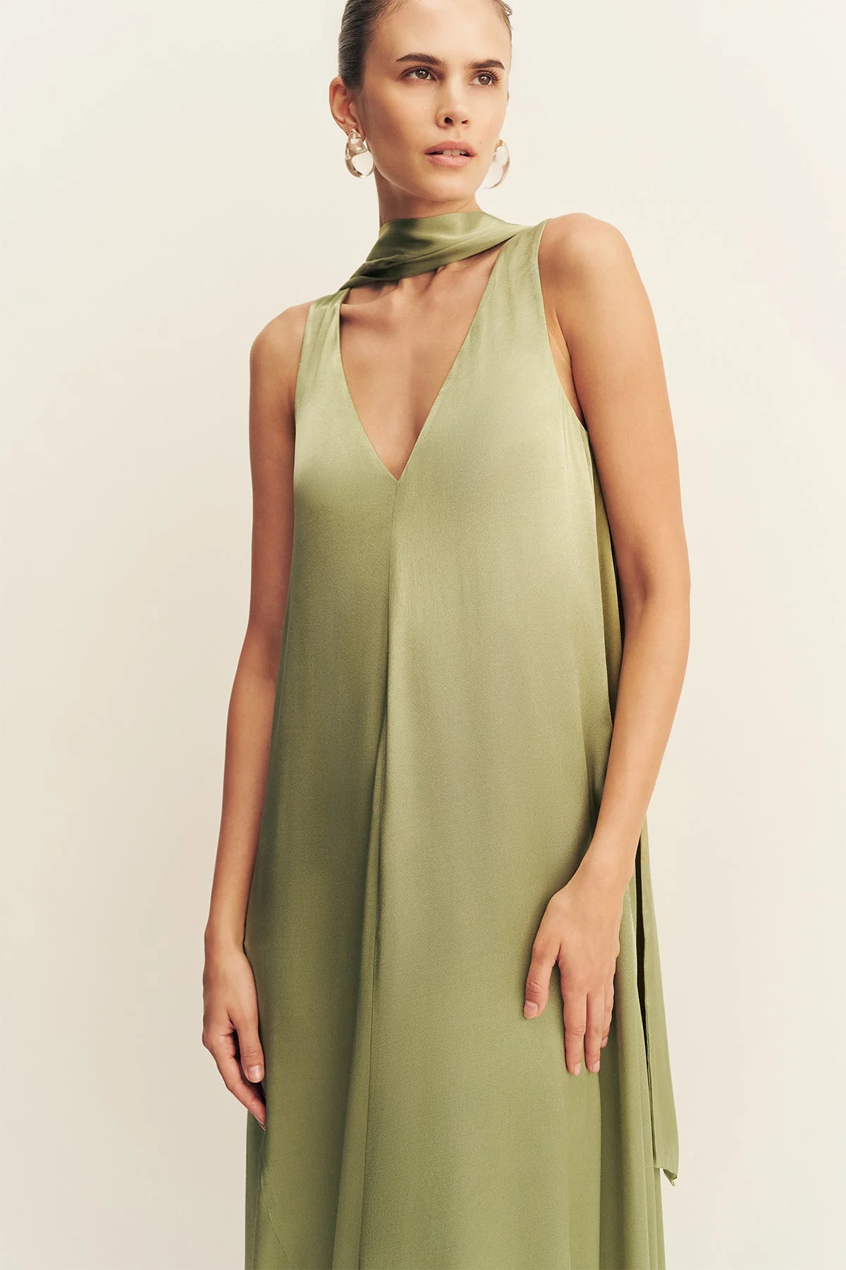 LA LUNE SCARF PANELLED MAXI DRESS - FERN - Image 2