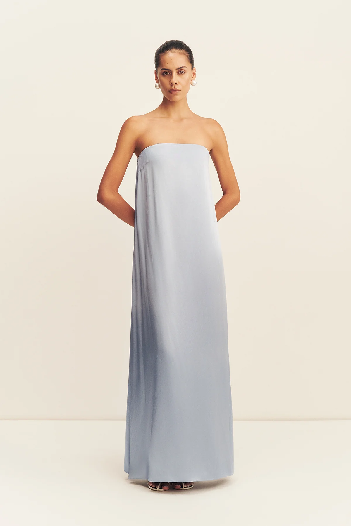 LA LUNE STRAPLESS COLUMN MAXI DRESS - POWDER BLUE