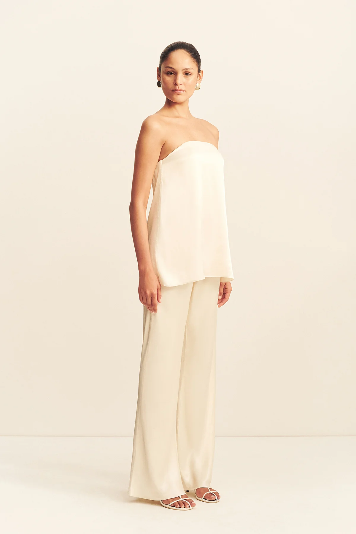 LA LUNE STRAPLESS COLUMN TOP - CREAM - Image 3