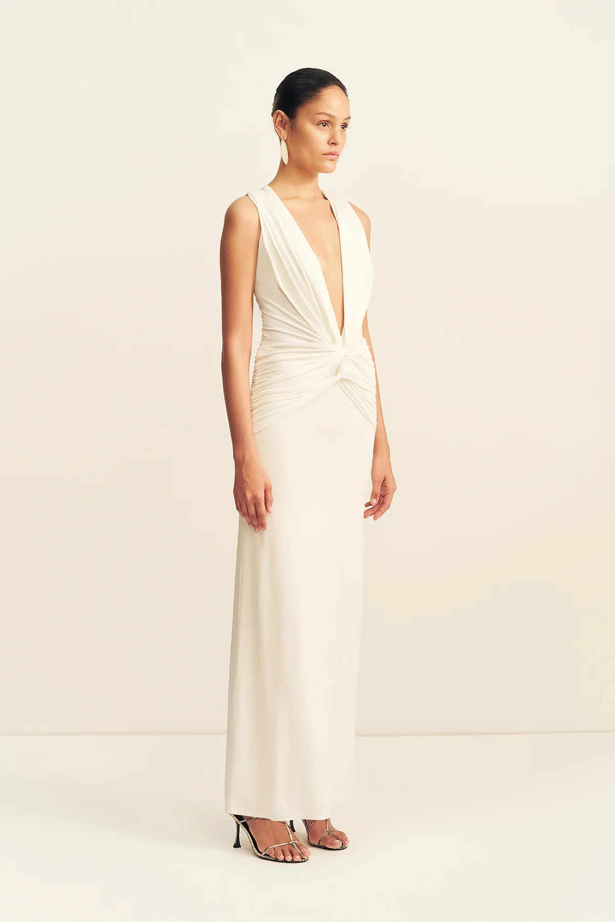 MIRO SLINKY JERSEY PLUNGED MAXI DRESS - IVORY - Image 2