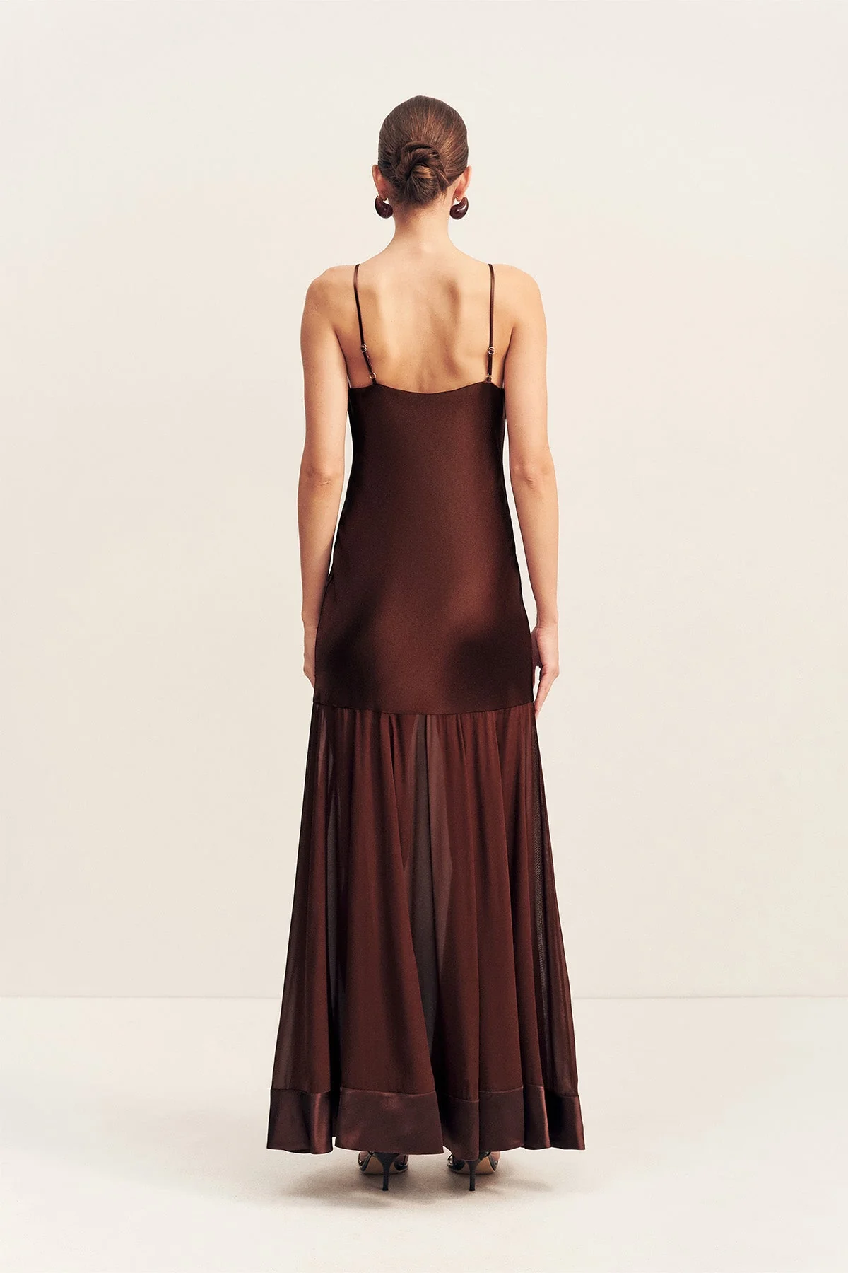 MORAYA PLUNGED MAXI DRESS - COFFEE - Image 5