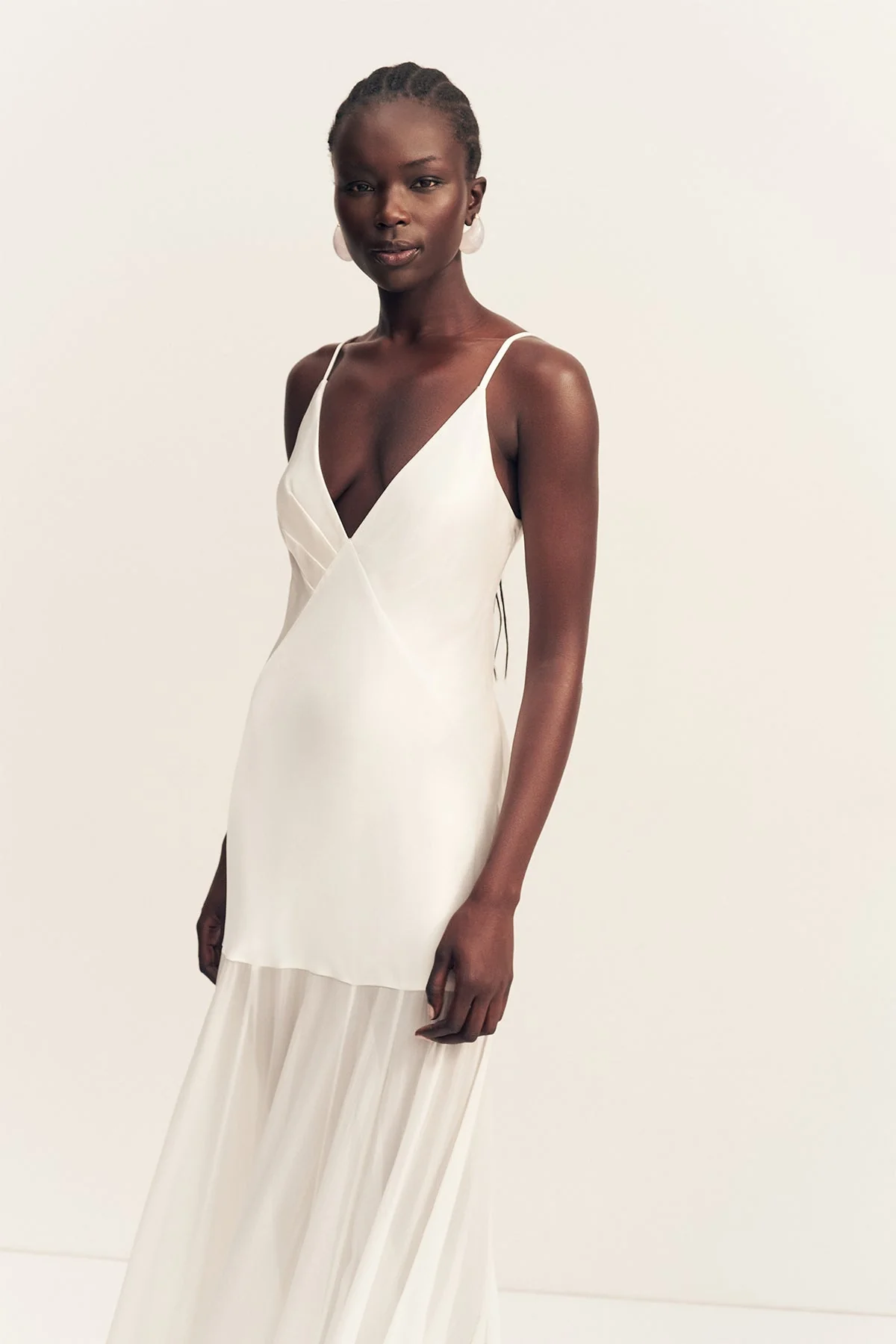 MORAYA PLUNGED MAXI DRESS - IVORY - Image 2