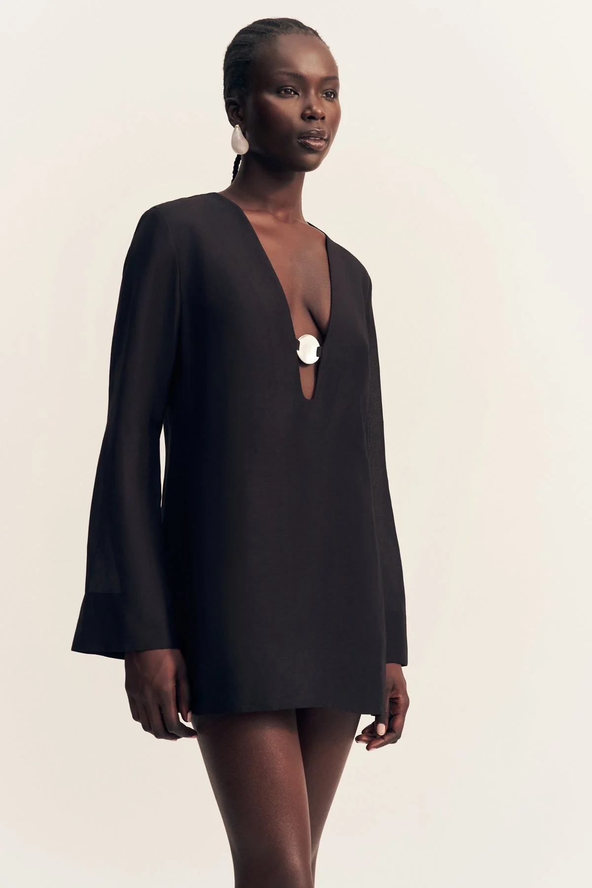 PALOMA PLUNGED LONG SLEEVE MINI DRESS - BLACK - Image 2