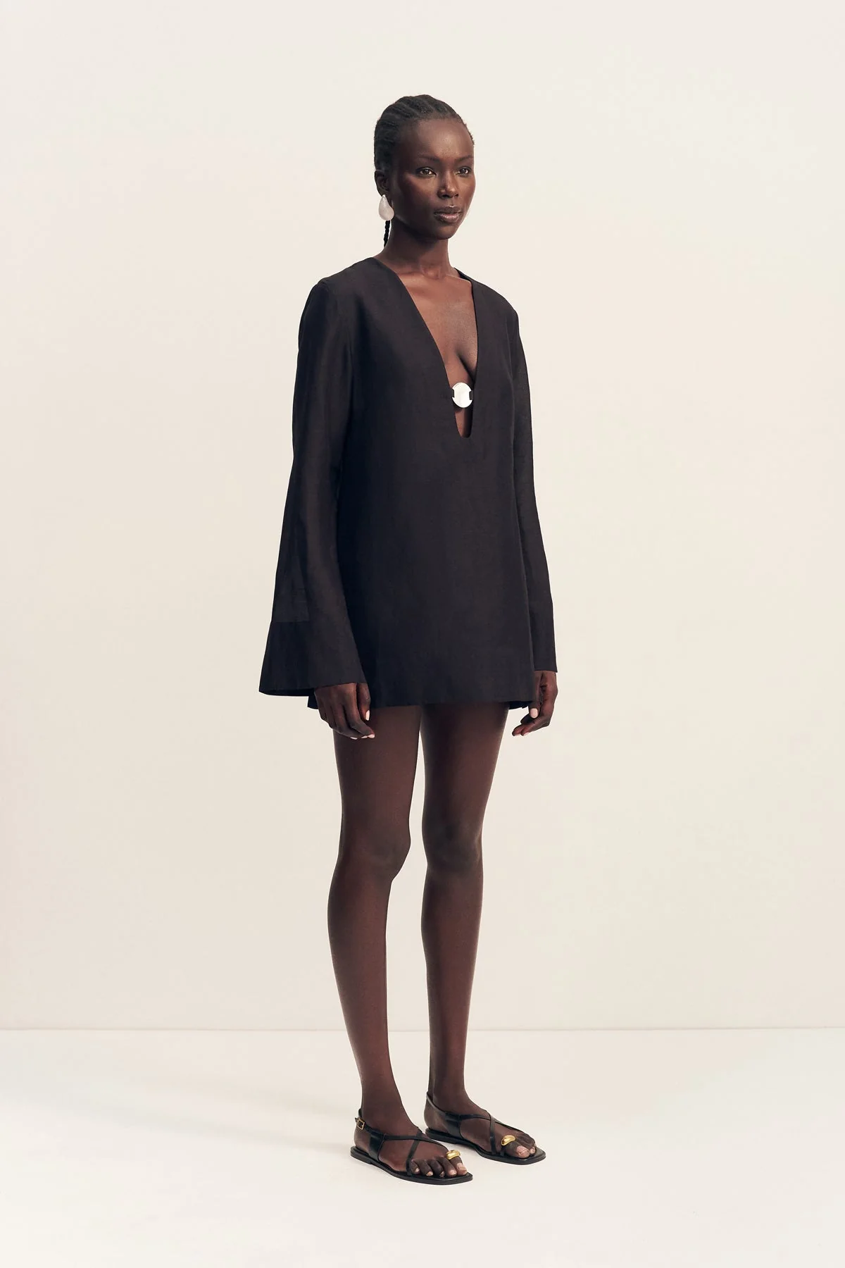 PALOMA PLUNGED LONG SLEEVE MINI DRESS - BLACK - Image 3