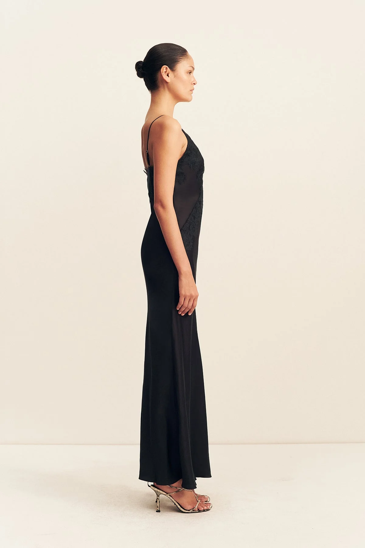 SIMONA LACE SLIP MAXI DRESS - BLACK - Image 4